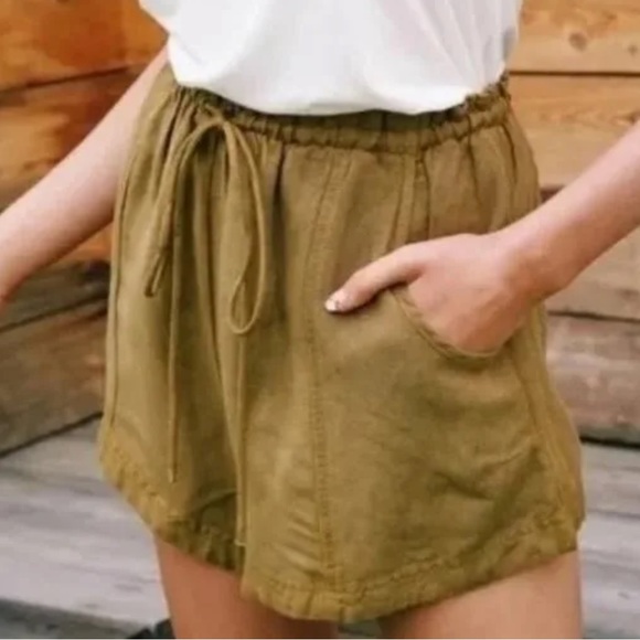 FREE PEOPLE SHORTS - Picture 5 of 5